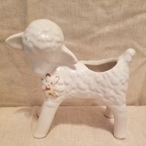 Vintage Lamb planter